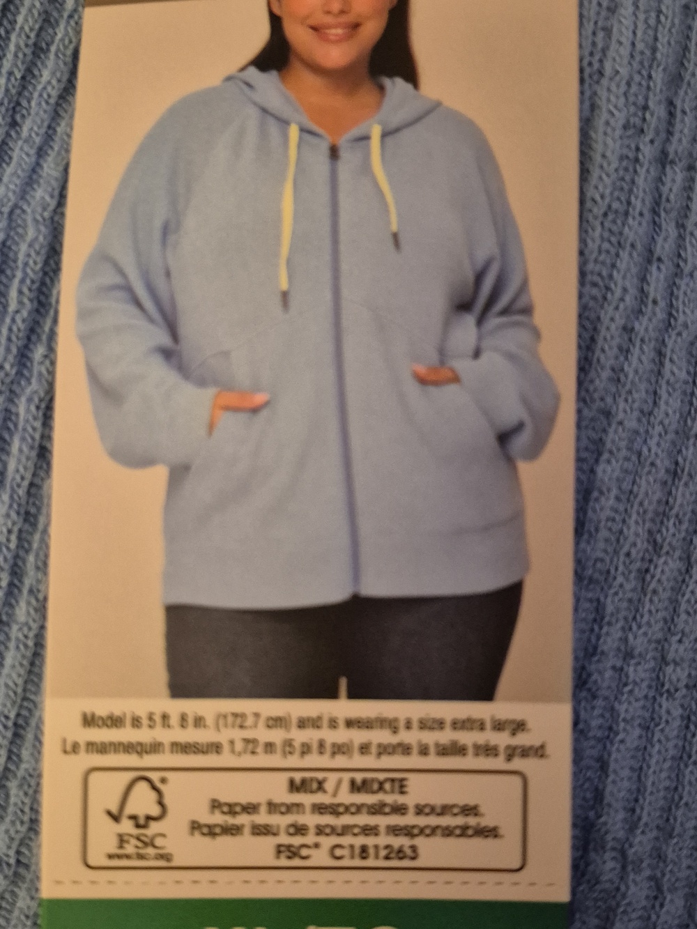 XL:🩵 Sierra Designs Hooded Zip Sweater